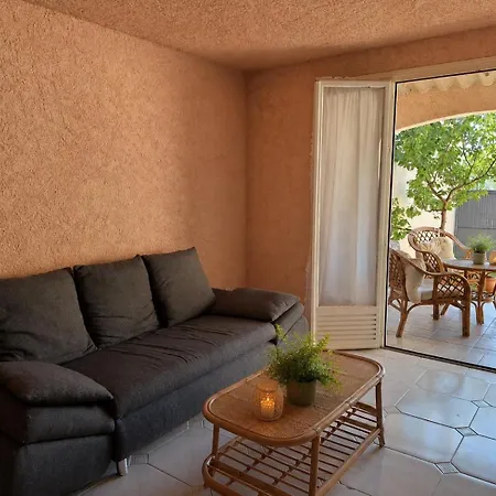 Maison Calme Et Spacieuse 8 Personnes Les Mimosas * بورم لي ميموزا