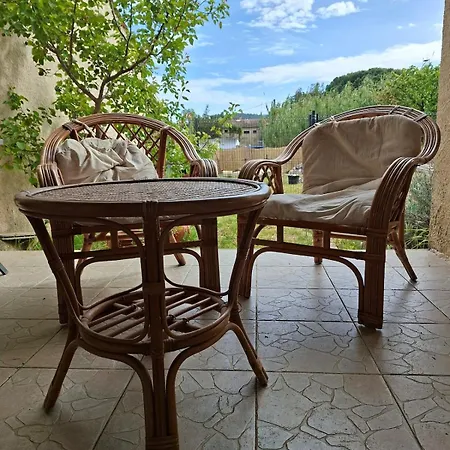 Maison Calme Et Spacieuse 8 Personnes Les Mimosas * Bormes-les-Mimosas